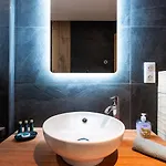 Victorine, Vue Imprenable Avec 木屋 热拉梅