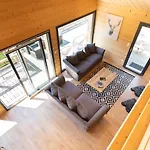 Victorine, Vue Imprenable Avec 木屋 *