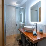 Victorine, Vue Imprenable Avec 木屋 热拉梅